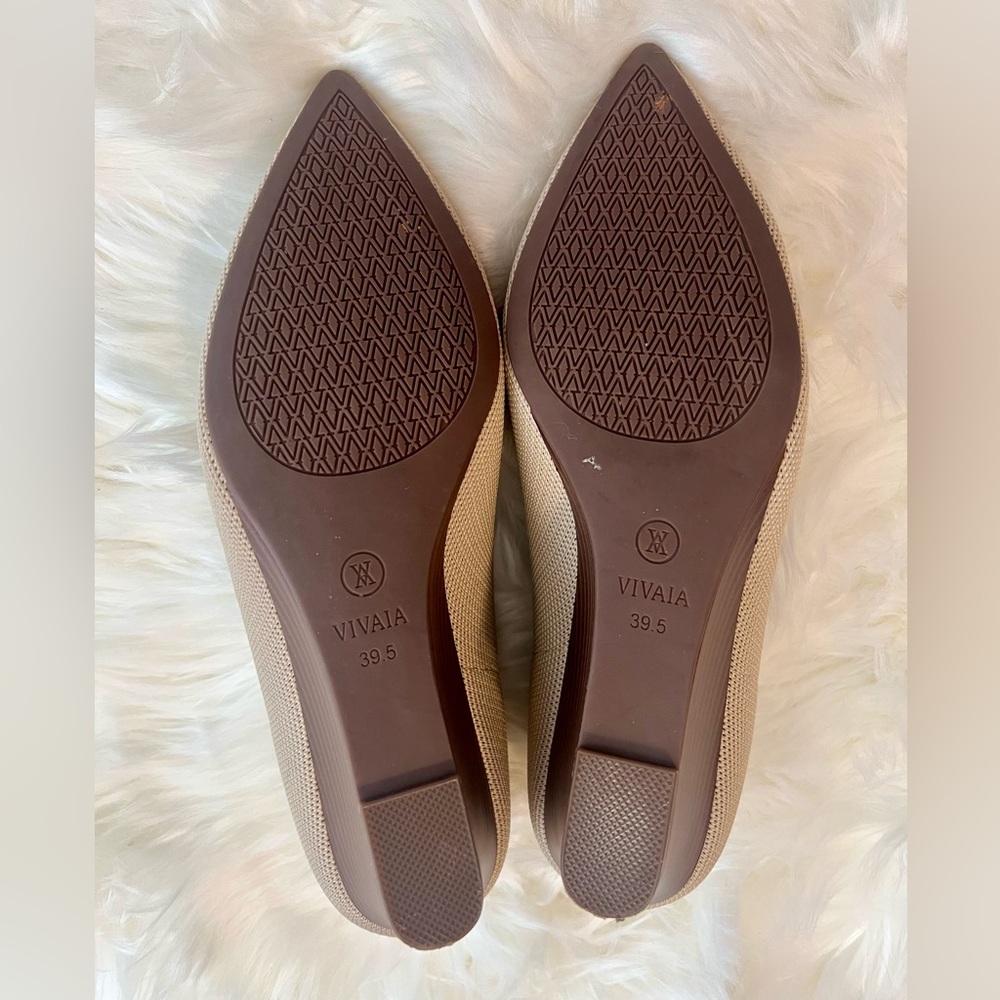 VIVAIA Women's Pointed Wedge Flats in Beige - Picture 4 of 5
